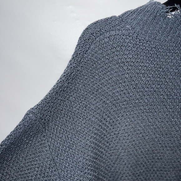 Main Strip Sweater Women’s Large Gray Long Sleeve Frayed Edges Cotton Blend - Picture 11 of 15